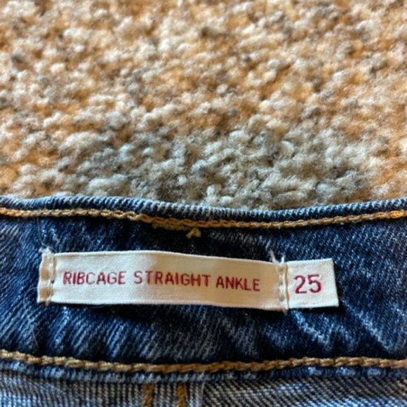 Levi's Ribcage Straight Ankle Jeans in Dark Indigo - Picture 5 of 5